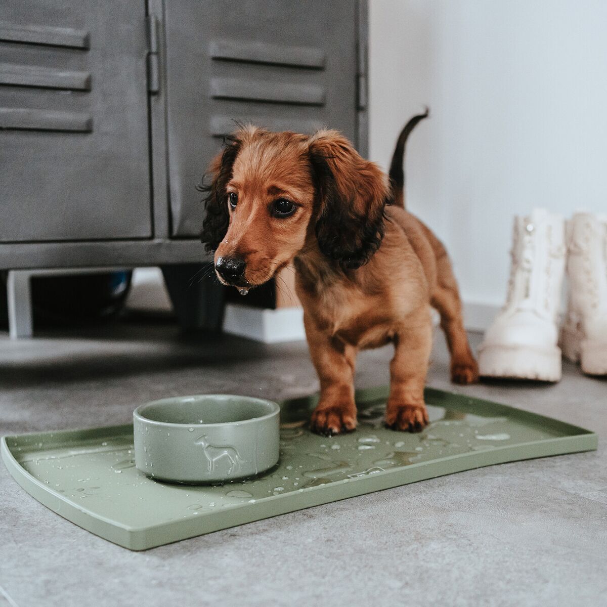 Hunter Food Bowl Base