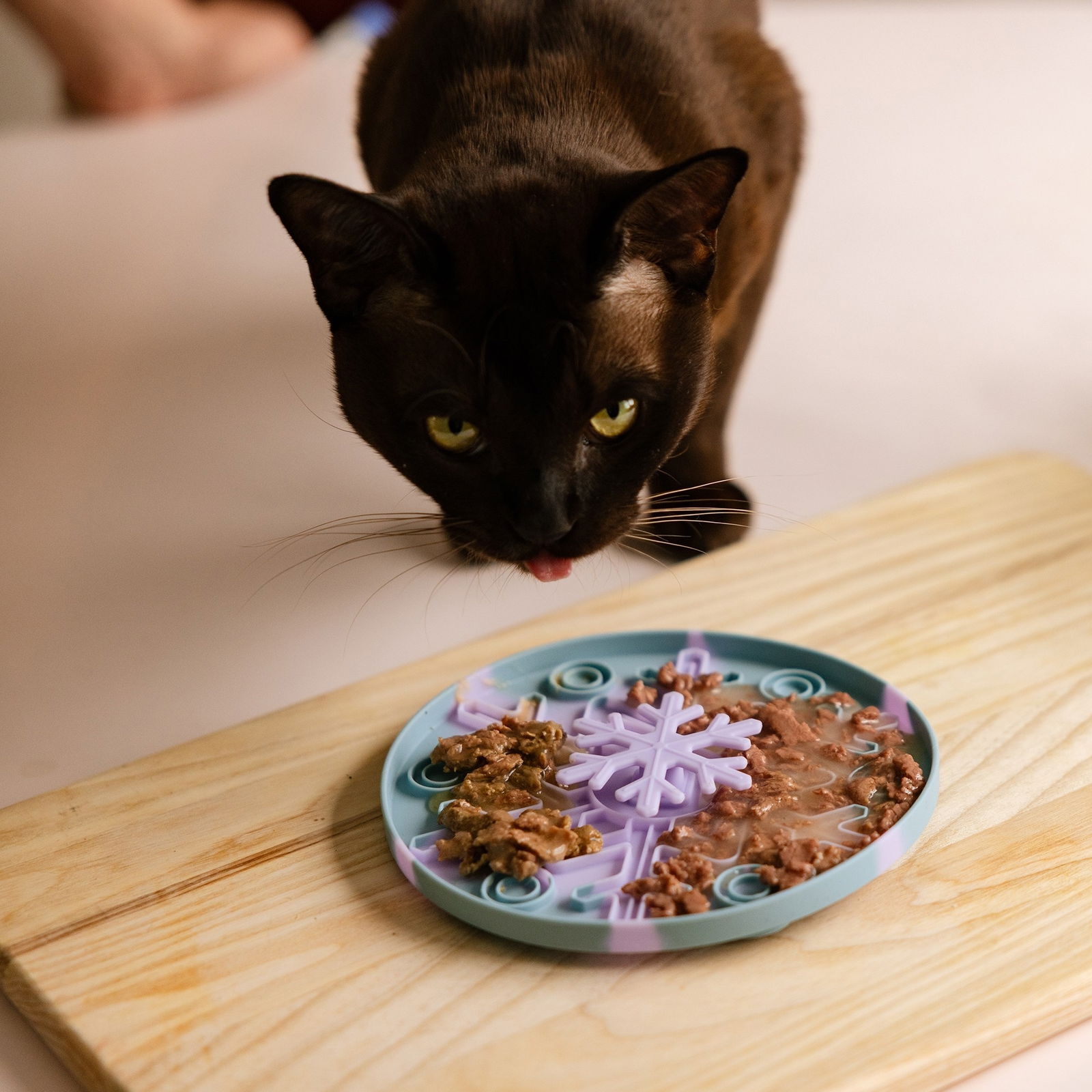 Little&Bigger Snowflake 3D sniffy tray blue & lilac