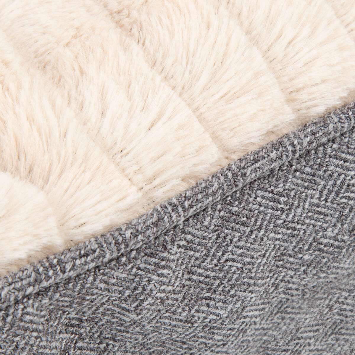 Scruffs Ellen mattress light gray