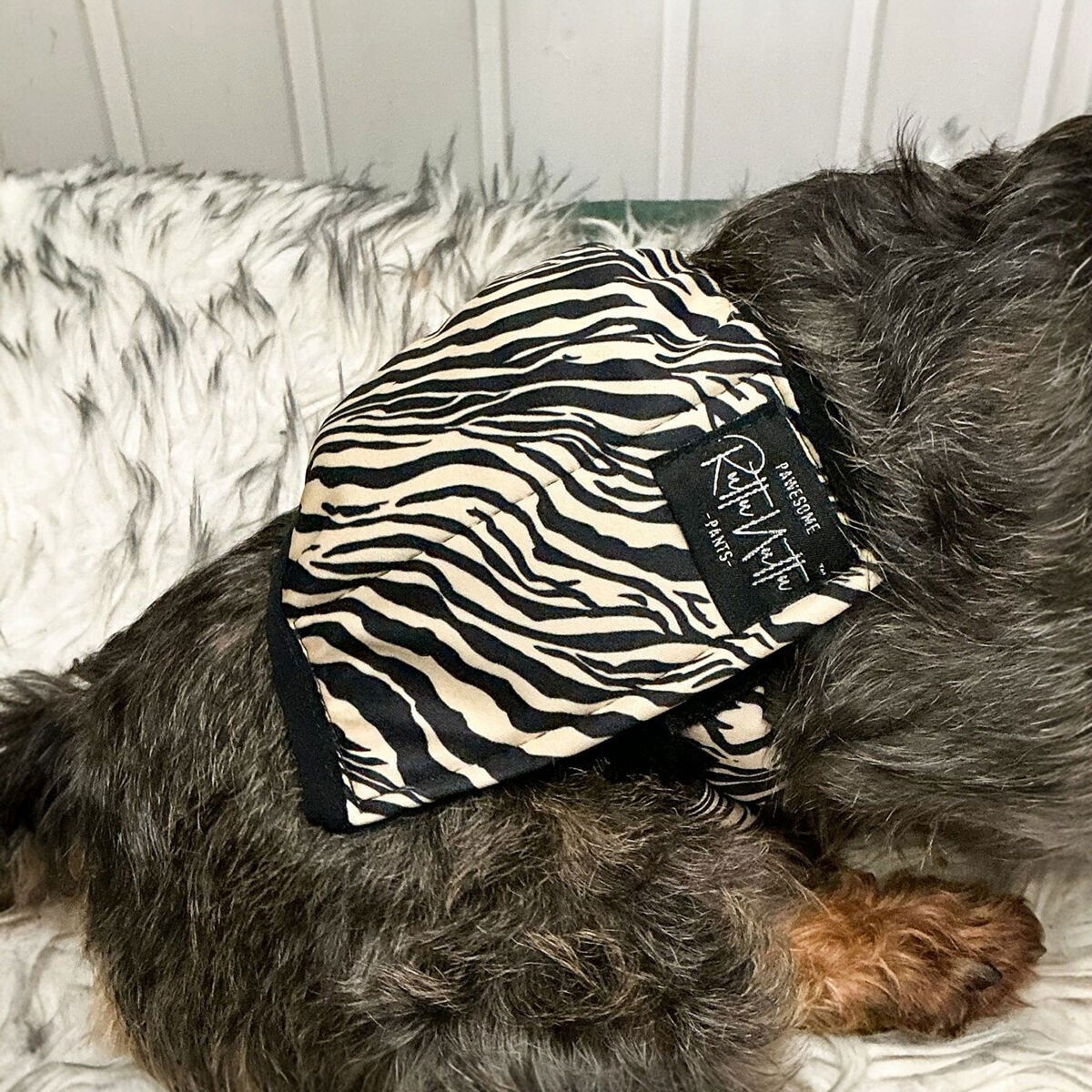 RuttuNuttu male wrap, zebra