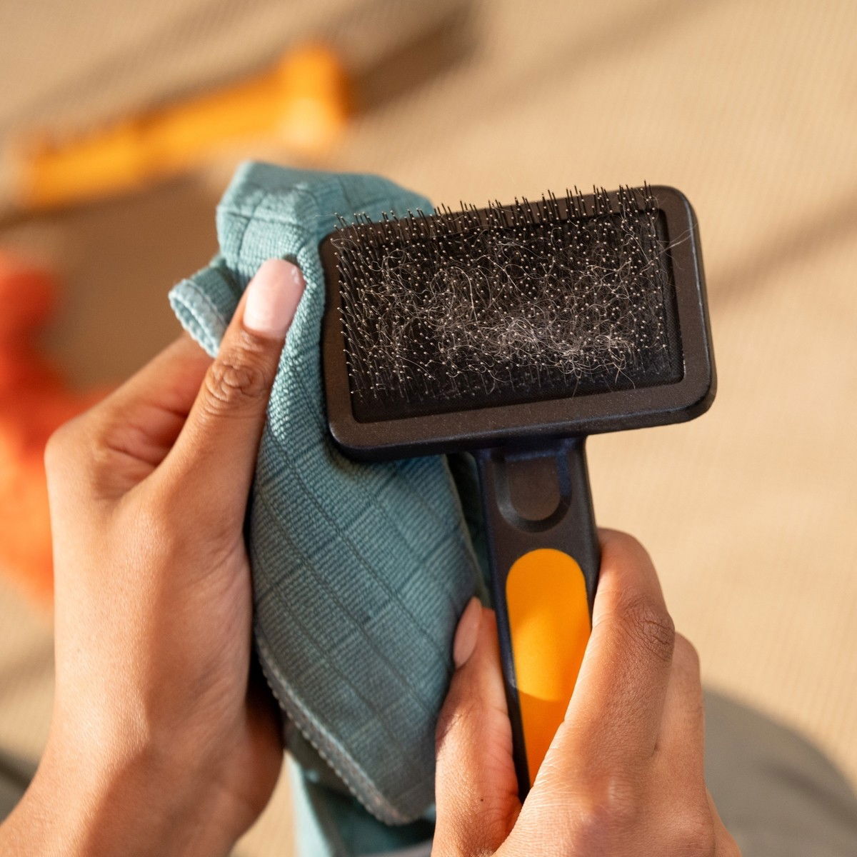 Fiskars slicker brush
