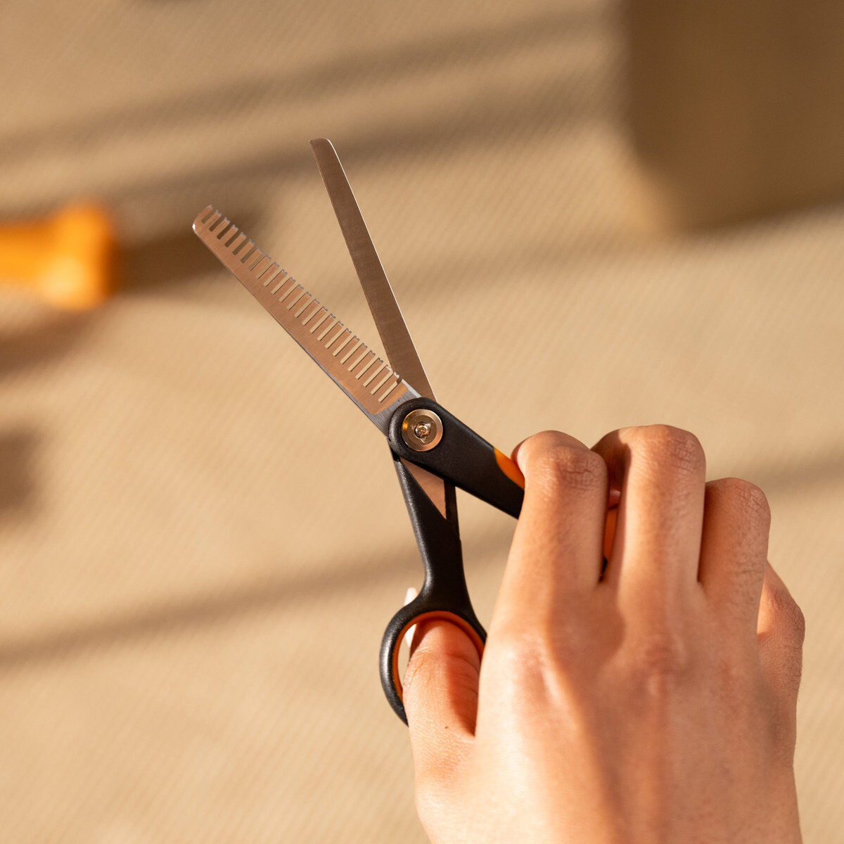 Fiskars blending scissors 1-sided