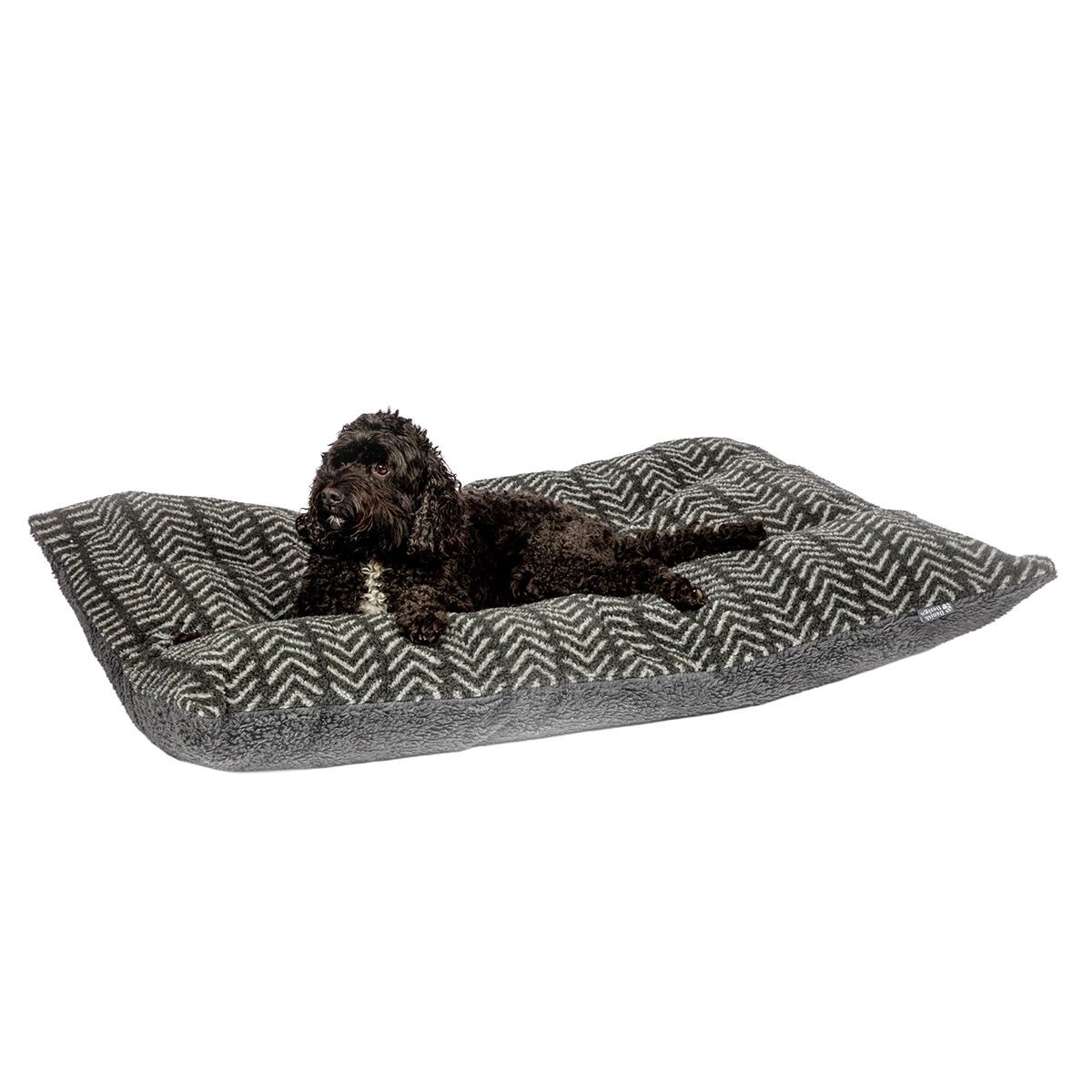 Dog bed Danish design Sherpa Fleece Charcoal Arrows