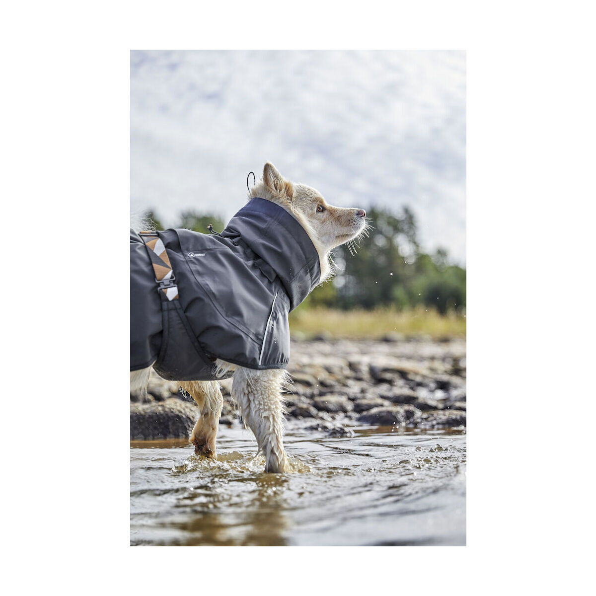 Hurtta Mudventure Coat ECO blackberry