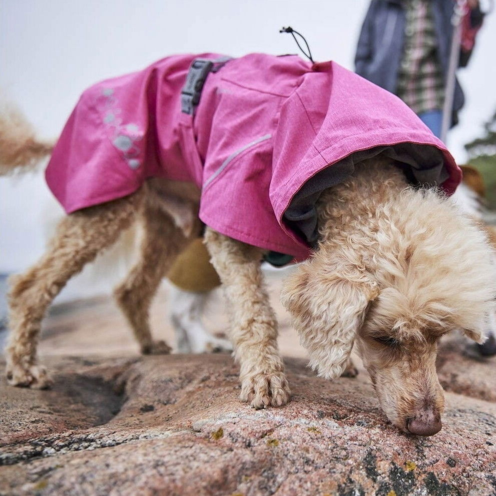 Hurtta Monsoon Coat II ECO ruby